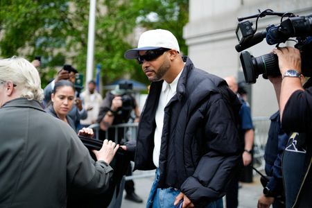 tagreuters.com2025binary_LYNXNPEL4S0QW-VIEWIMAGE