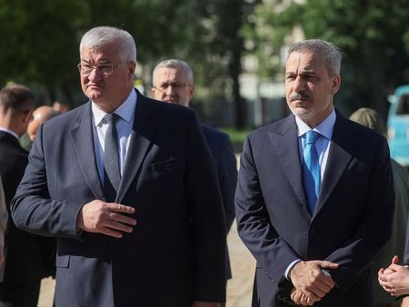 tagreuters.com2025binary_LYNXNPEL4T0MZ-VIEWIMAGE