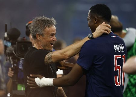 tagreuters.com2025binary_LYNXNPEL4U0AZ-VIEWIMAGE