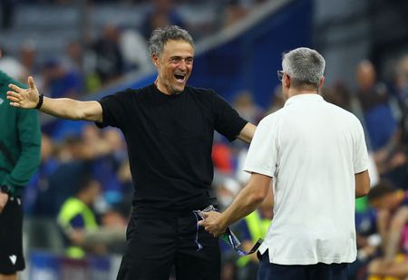 tagreuters.com2025binary_LYNXNPEL4U0B1-VIEWIMAGE