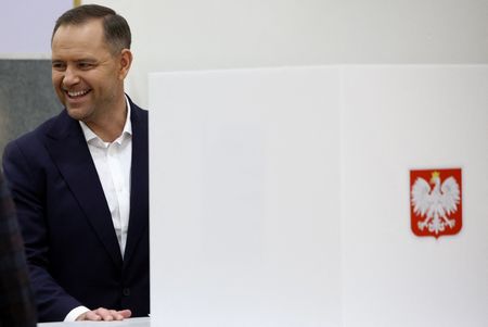 tagreuters.com2025binary_LYNXNPEL5107H-VIEWIMAGE