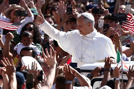 tagreuters.com2025binary_LYNXNPEL530BQ-VIEWIMAGE