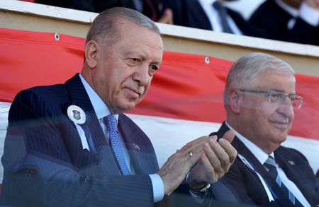 tagreuters.com2025binary_LYNXNPEL530G1-VIEWIMAGE