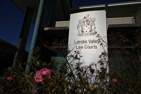 tagreuters.com2025binary_LYNXNPEL5404B-VIEWIMAGE