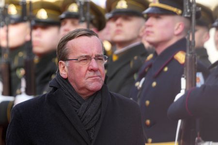 tagreuters.com2025binary_LYNXNPEL5407H-VIEWIMAGE