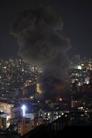 tagreuters.com2025binary_LYNXNPEL5414Y-VIEWIMAGE