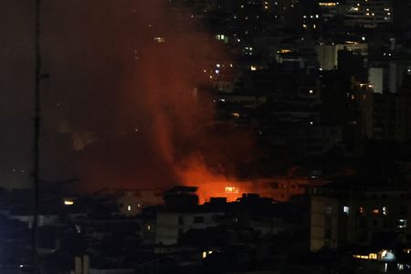 tagreuters.com2025binary_LYNXNPEL5414Z-VIEWIMAGE