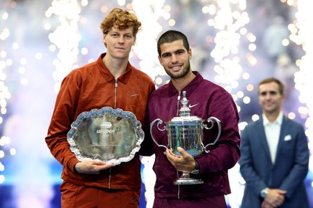 tagreuters.com2025binary_LYNXNPEL860GQ-VIEWIMAGE