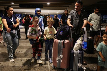 tagreuters.com2025binary_LYNXNPEL890AT-VIEWIMAGE