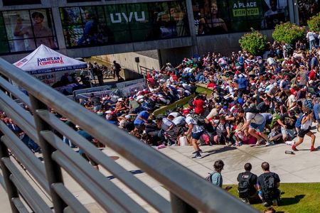 tagreuters.com2025binary_LYNXNPEL8913M-VIEWIMAGE