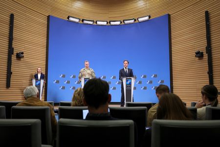 tagreuters.com2025binary_LYNXNPEL8B0QR-VIEWIMAGE