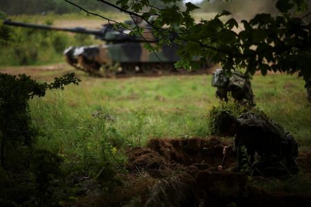 tagreuters.com2025binary_LYNXNPEL8C034-VIEWIMAGE