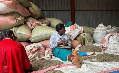 tagreuters.com2025binary_LYNXNPEL8E081-VIEWIMAGE