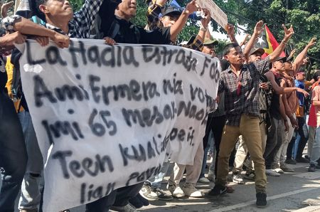 tagreuters.com2025binary_LYNXNPEL8G0EP-VIEWIMAGE