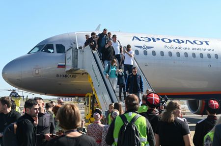 tagreuters.com2025binary_LYNXNPEL8G0P4-VIEWIMAGE