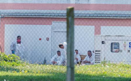 tagreuters.com2025binary_LYNXNPEL8M0N1-VIEWIMAGE