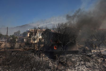 tagreuters.com2025binary_LYNXNPEL8N08J-VIEWIMAGE