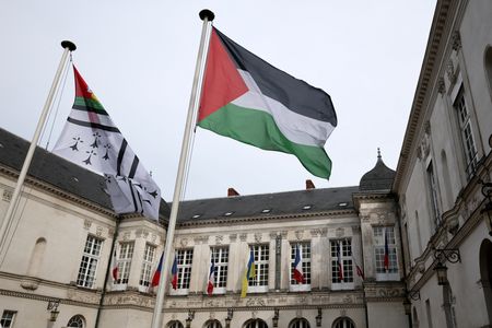 tagreuters.com2025binary_LYNXNPEL8N0E0-VIEWIMAGE