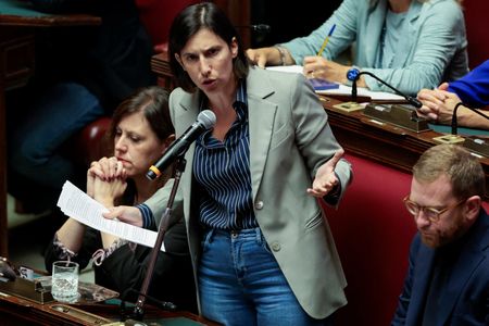 tagreuters.com2025binary_LYNXNPEL8O0E8-VIEWIMAGE