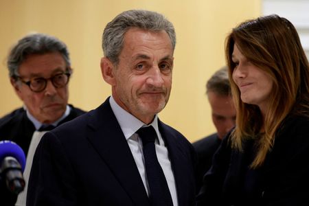 tagreuters.com2025binary_LYNXNPEL8O0R5-VIEWIMAGE