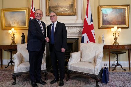 tagreuters.com2025binary_LYNXNPEL8Q00Q-VIEWIMAGE