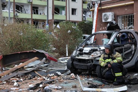 tagreuters.com2025binary_LYNXNPEL8R046-VIEWIMAGE