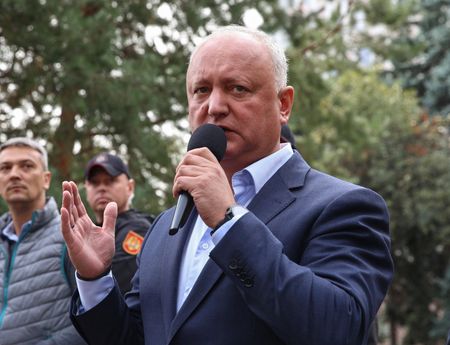 tagreuters.com2025binary_LYNXNPEL8S0EO-VIEWIMAGE