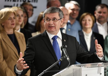 tagreuters.com2025binary_LYNXNPEL8S0ER-VIEWIMAGE