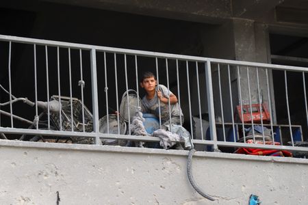 tagreuters.com2025binary_LYNXNPEL901KA-VIEWIMAGE