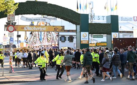 tagreuters.com2025binary_LYNXNPEL901ZQ-VIEWIMAGE