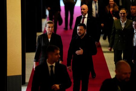 tagreuters.com2025binary_LYNXNPEL9106Z-VIEWIMAGE