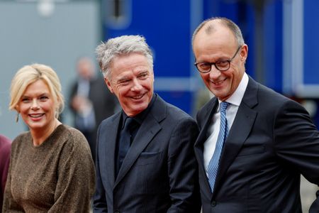 tagreuters.com2025binary_LYNXNPEL920G7-VIEWIMAGE