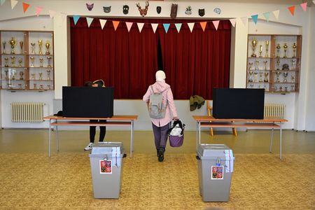 tagreuters.com2025binary_LYNXNPEL920I7-VIEWIMAGE