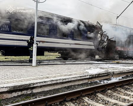 tagreuters.com2025binary_LYNXNPEL9307S-VIEWIMAGE