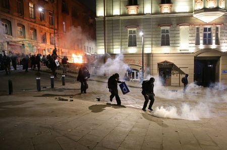 tagreuters.com2025binary_LYNXNPEL9508E-VIEWIMAGE