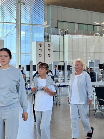 tagreuters.com2025binary_LYNXNPEL950LD-VIEWIMAGE