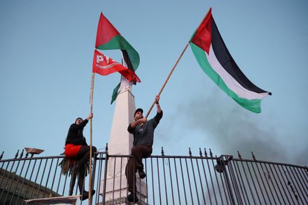 tagreuters.com2025binary_LYNXNPEL9707I-VIEWIMAGE