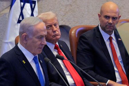 tagreuters.com2025binary_LYNXNPEL9C0FK-VIEWIMAGE