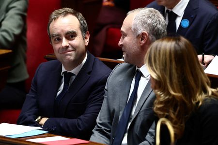 tagreuters.com2025binary_LYNXNPEL9D0PB-VIEWIMAGE