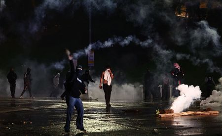 tagreuters.com2025binary_LYNXNPEL9D16T-VIEWIMAGE