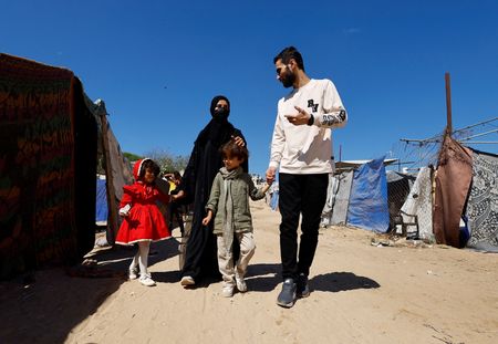 tagreuters.com2025binary_LYNXNPEL9E10I-VIEWIMAGE