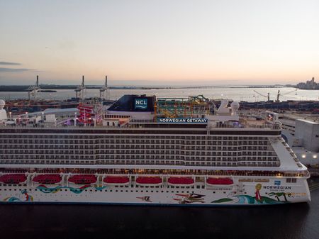 tagreuters.com2022binary_LYNXMPEI05019-VIEWIMAGE