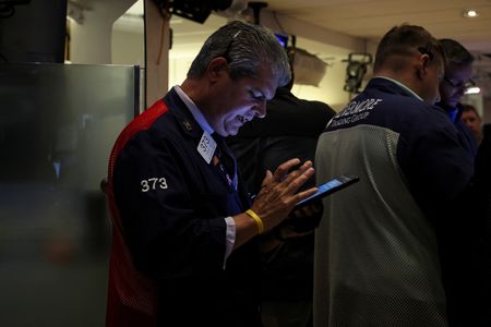 tagreuters.com2022binary_LYNXMPEI7L0NB-VIEWIMAGE