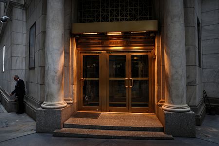 tagreuters.com2022binary_LYNXMPEIAE10N-VIEWIMAGE