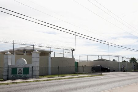 tagreuters.com2022binary_LYNXMPEIBD10V-VIEWIMAGE