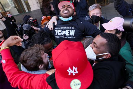 tagreuters.com2022binary_LYNXNPEI30286-VIEWIMAGE