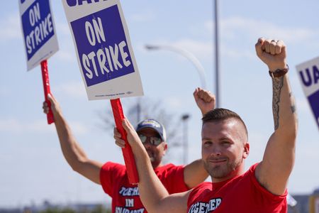 tagreuters.com2023binary_LYNXMPEJ8M09I-VIEWIMAGE