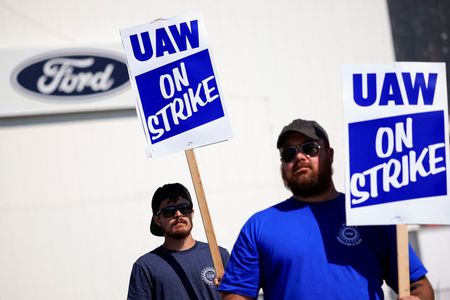 tagreuters.com2023binary_LYNXMPEJ9B10B-VIEWIMAGE