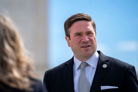 tagreuters.com2024binary_LYNXMPEK9O00Z-VIEWIMAGE