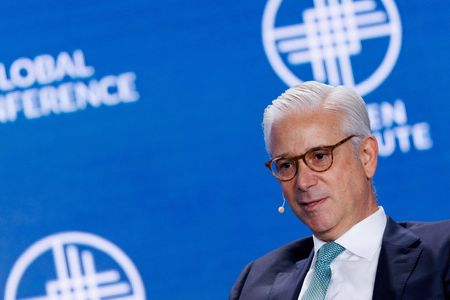 tagreuters.com2025binary_LYNXMPEL0E0I5-VIEWIMAGE